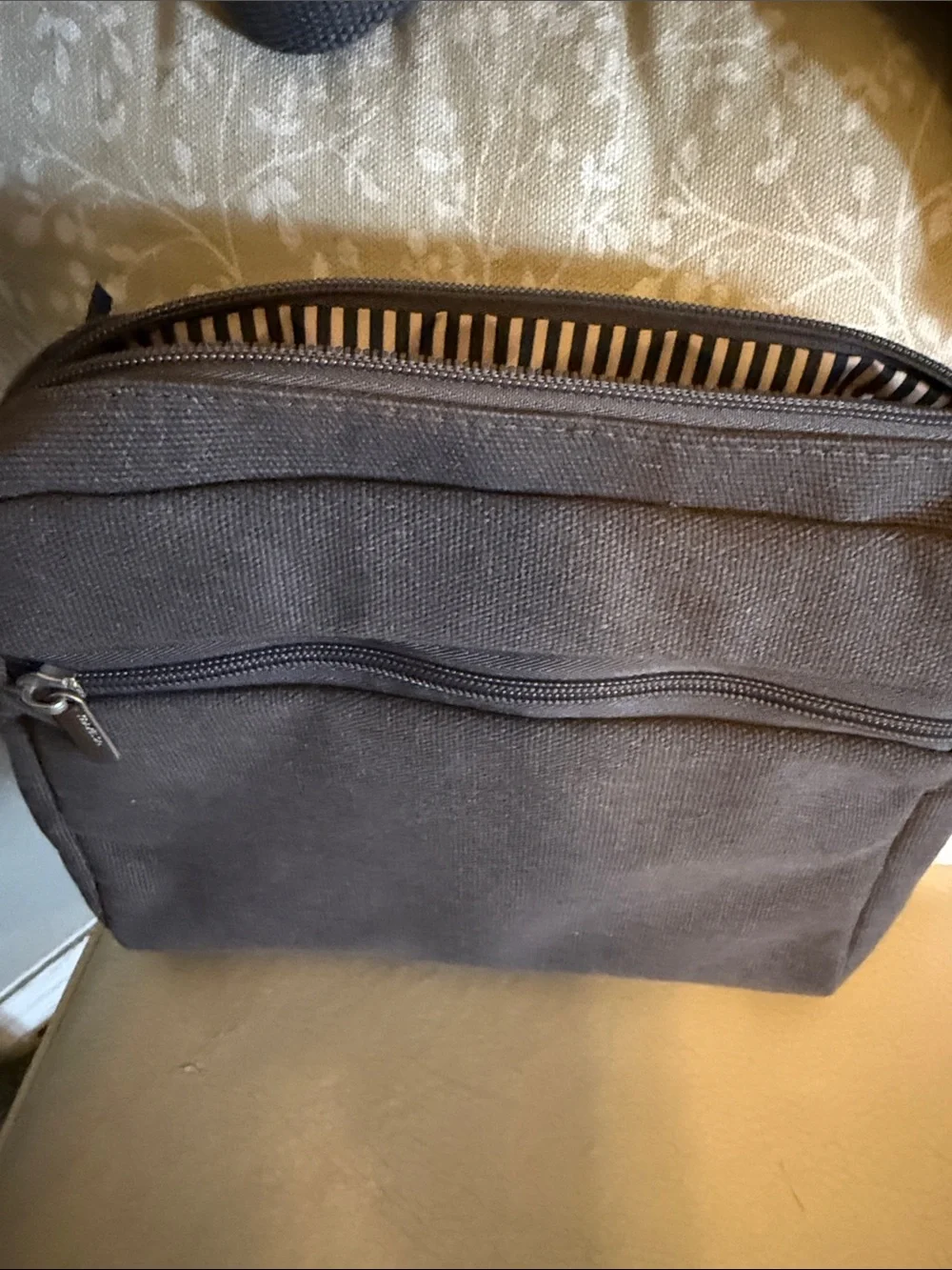 Travelon Anti-Theft Heritage Brown Gray Canvas Crossbody Messenger Bag